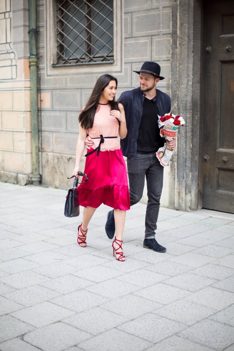 Valentinstag - Be My Valentine - Couple Shooting - Streetstyle - Munich - German Fashionblogger - Annie P - Romantic Look - Ootd - Lookbook - Stylish Couple - München - H&M - Zara - Vintage Hermés