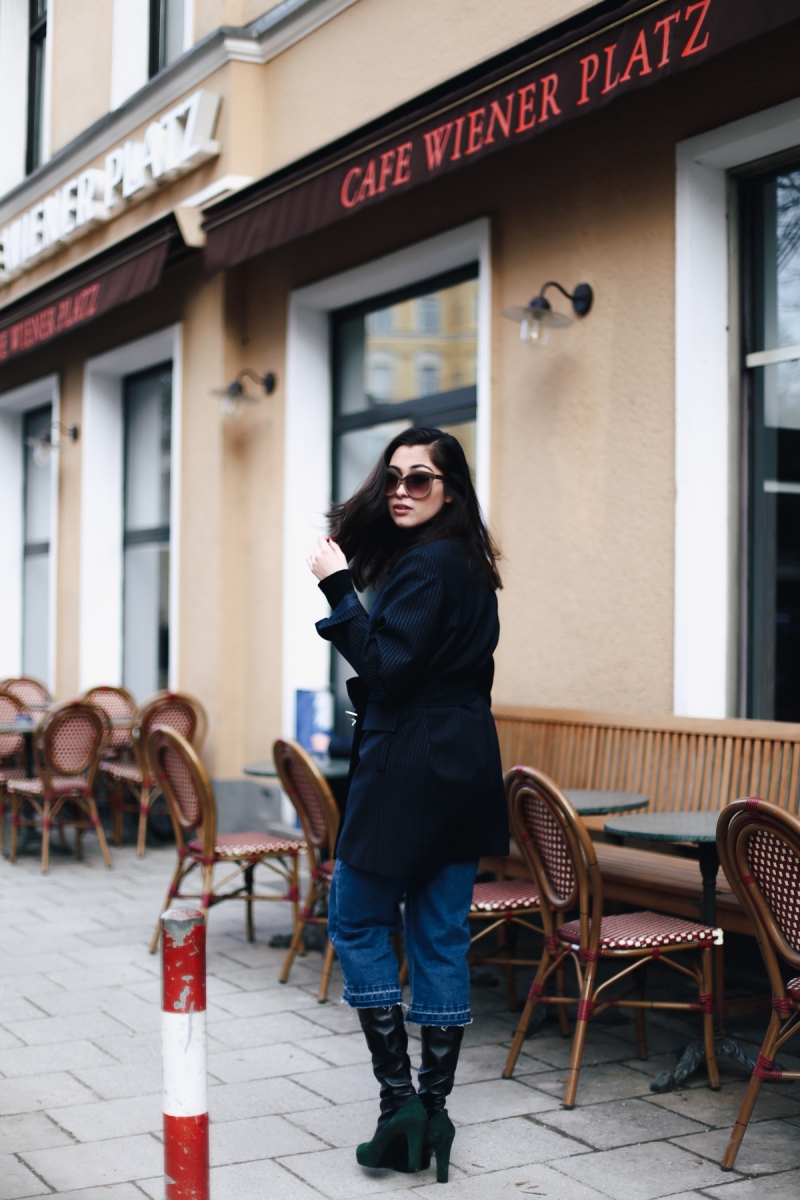 blazer - streetstyle münchen - munich - nadelstreifen - pinstripes - winter - autumn - look - streetfashion - italia independent - parisienne - chic - denim culottes